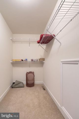 14 CHAMBERLAIN LN, Millersville, PA 17551