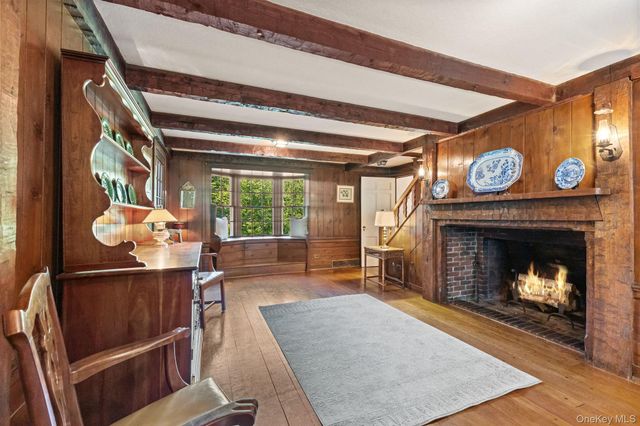 124 Seven Bridges Road, Chappaqua, NY 10514