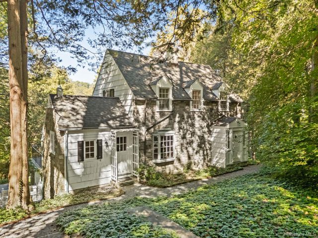 124 Seven Bridges Road, Chappaqua, NY 10514