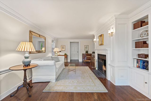 124 Seven Bridges Road, Chappaqua, NY 10514