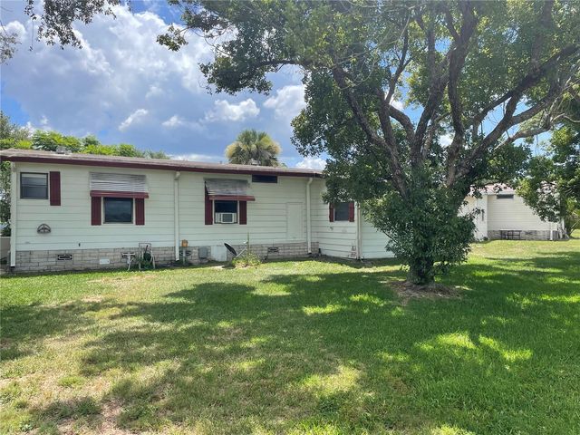 2102 CANOPY CIRCLE 150, Zellwood, FL 32798
