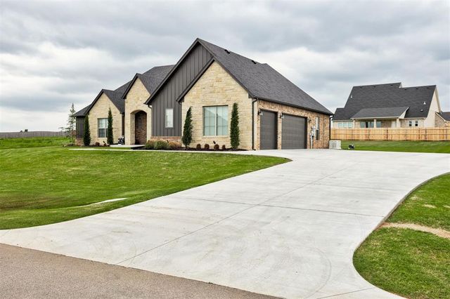 1105 Dorsi Way, Newcastle, OK 73065