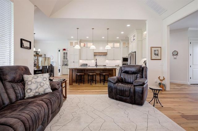 1105 Dorsi Way, Newcastle, OK 73065