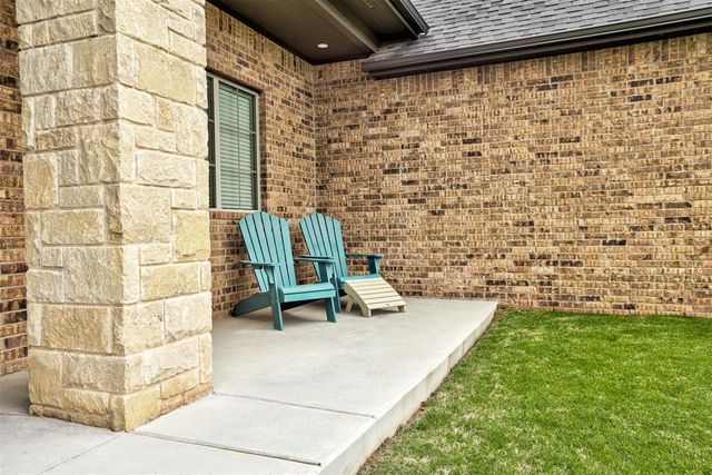 1105 Dorsi Way, Newcastle, OK 73065