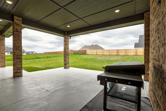 1105 Dorsi Way, Newcastle, OK 73065