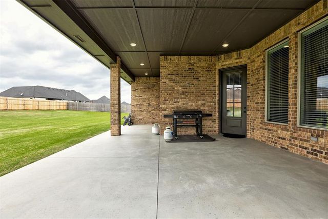 1105 Dorsi Way, Newcastle, OK 73065