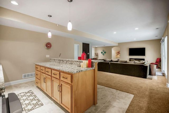 1808 NE Parks Summit Boulevard, Lee's Summit, MO 64064