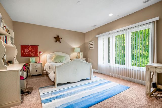 1808 NE Parks Summit Boulevard, Lee's Summit, MO 64064