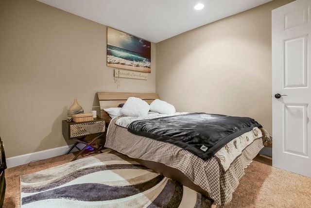 1808 NE Parks Summit Boulevard, Lee's Summit, MO 64064