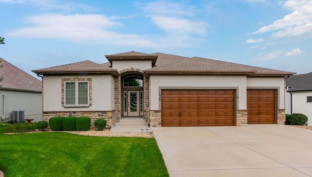 1808 NE Parks Summit Boulevard, Lee's Summit, MO 64064