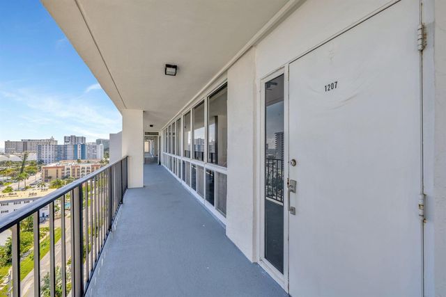 521 N Riverside Drive 1207, Pompano Beach, FL 33062