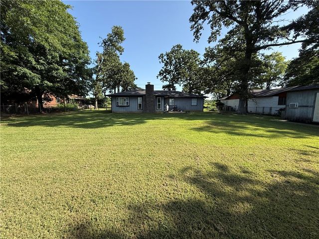 3655 Julio Road, Springdale, AR 72764