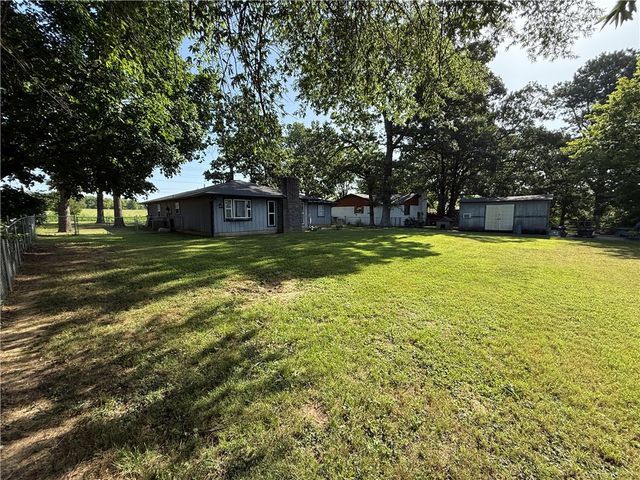 3655 Julio Road, Springdale, AR 72764