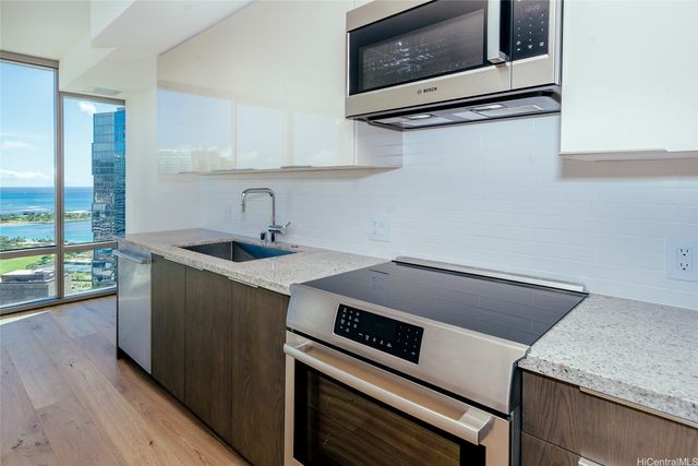 1001 Queen Street 3110, Honolulu, HI 96814