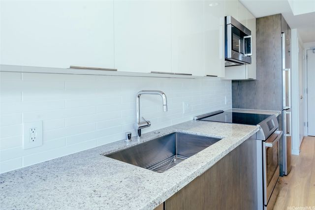 1001 Queen Street 3110, Honolulu, HI 96814