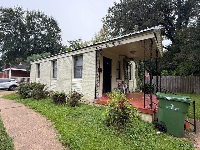 208 BRADLEY Drive, Montgomery, AL 36109