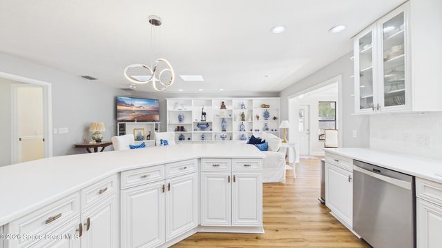 3083 Rio Pino N, Melbourne, FL 32903