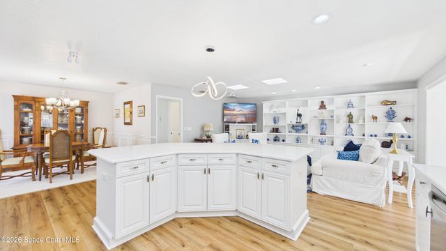 3083 Rio Pino N, Melbourne, FL 32903