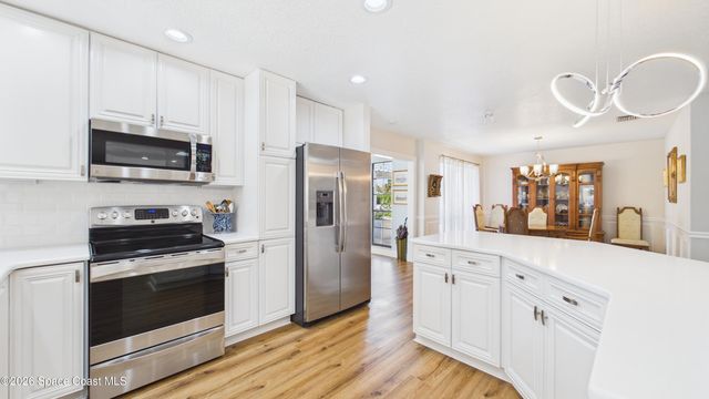 3083 Rio Pino N, Melbourne, FL 32903