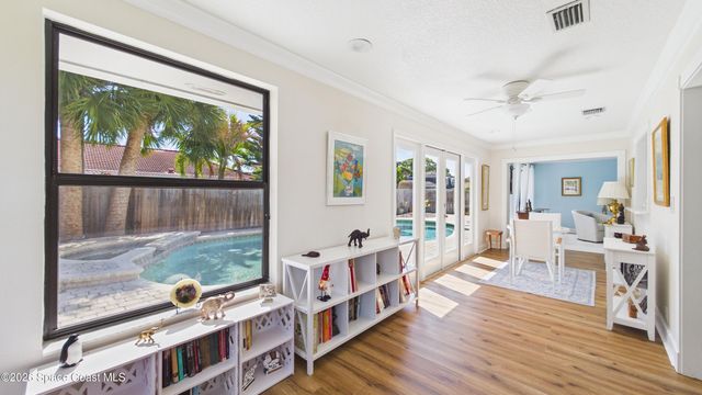 3083 Rio Pino N, Melbourne, FL 32903