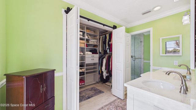 3083 Rio Pino N, Melbourne, FL 32903