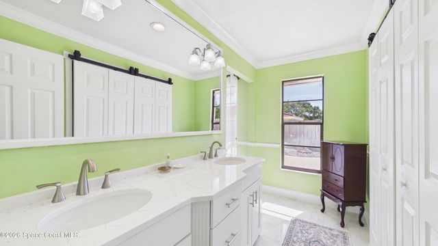 3083 Rio Pino N, Melbourne, FL 32903