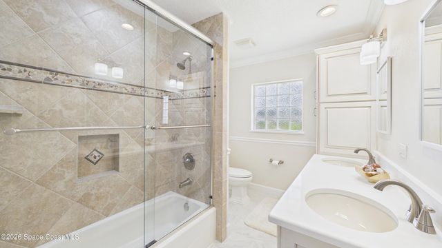 3083 Rio Pino N, Melbourne, FL 32903