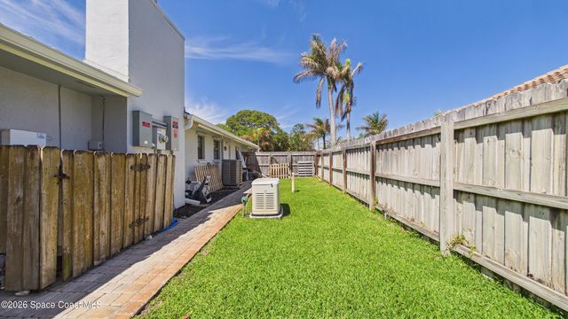 3083 Rio Pino N, Melbourne, FL 32903