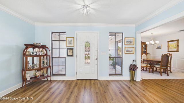 3083 Rio Pino N, Melbourne, FL 32903