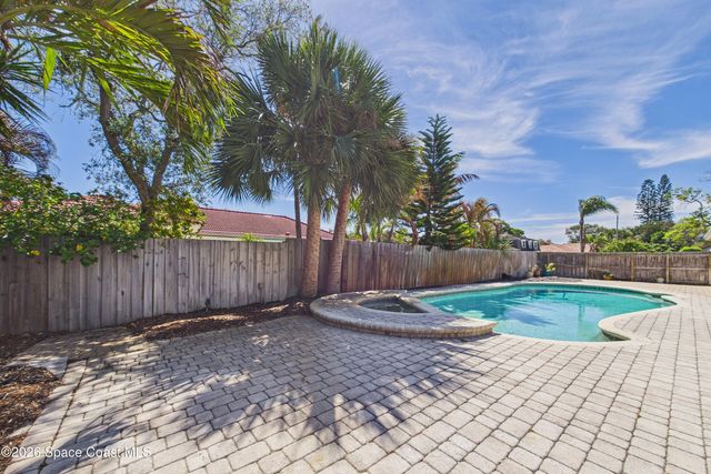3083 Rio Pino N, Melbourne, FL 32903