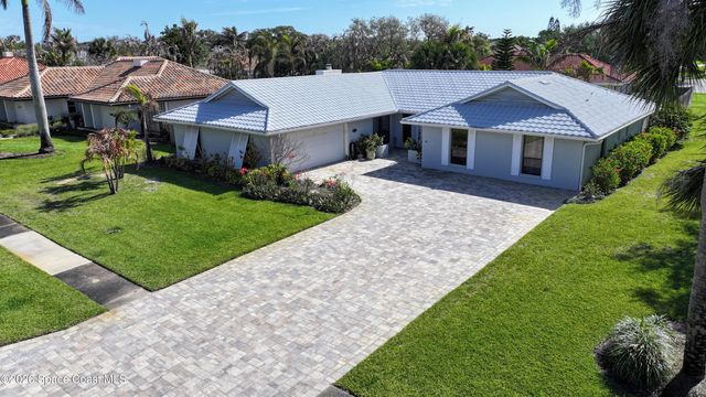 3083 Rio Pino N, Melbourne, FL 32903