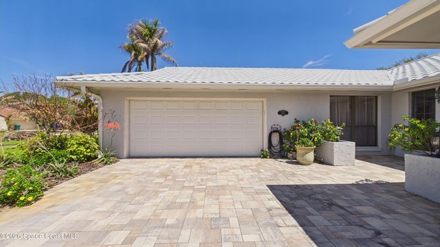 3083 Rio Pino N, Melbourne, FL 32903