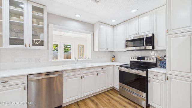 3083 Rio Pino N, Melbourne, FL 32903