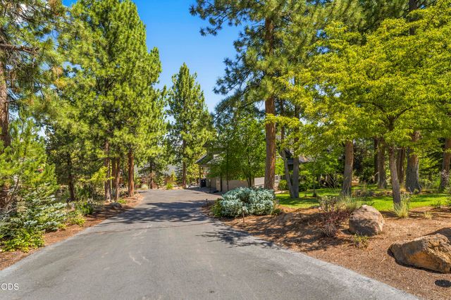 1804 NW Remarkable Drive, Bend, OR 97703