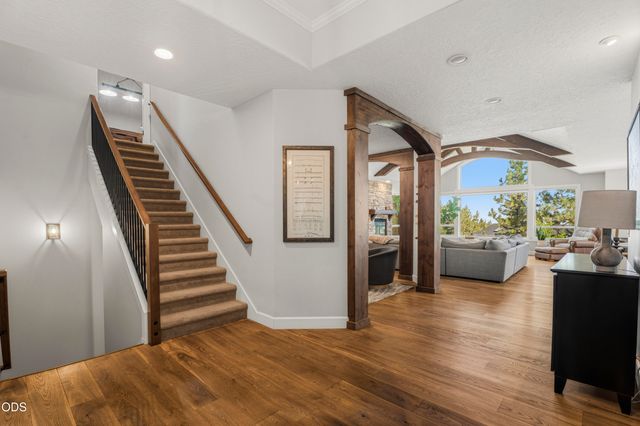 1804 NW Remarkable Drive, Bend, OR 97703