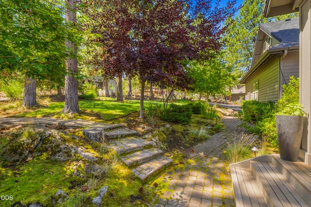 1804 NW Remarkable Drive, Bend, OR 97703
