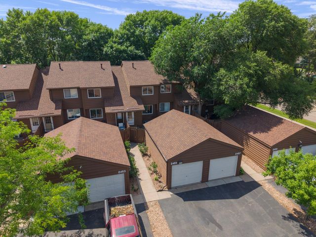 2455 Crestwood Drive, North Saint Paul, MN 55109