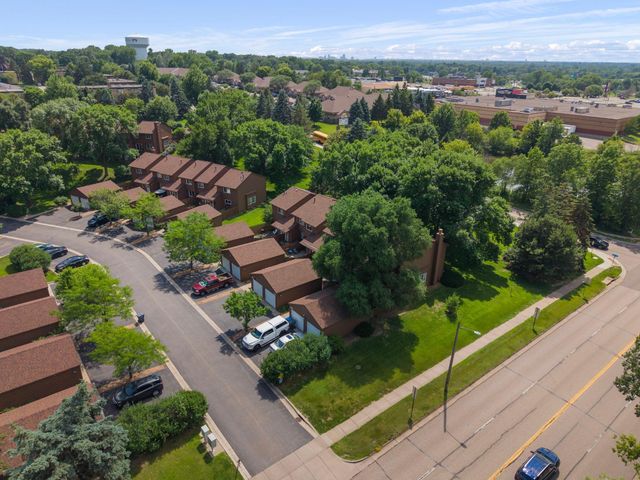 2455 Crestwood Drive, North Saint Paul, MN 55109