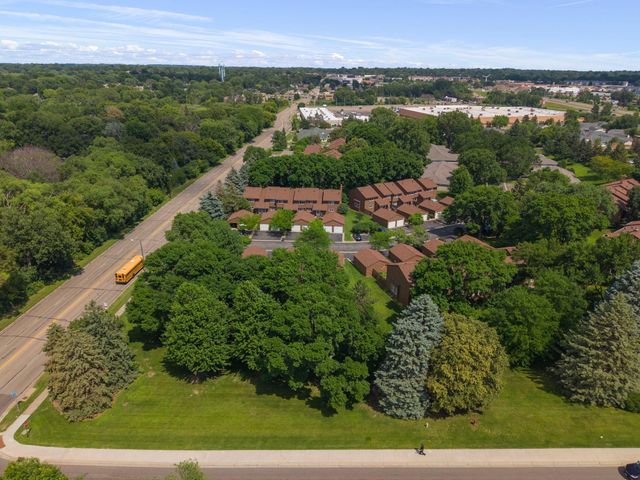 2455 Crestwood Drive, North Saint Paul, MN 55109