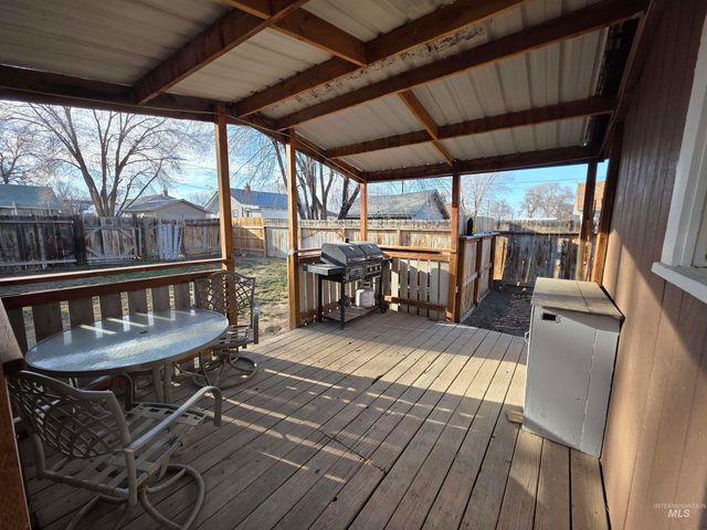 435 4th Ave N, Twin Falls, ID 83301