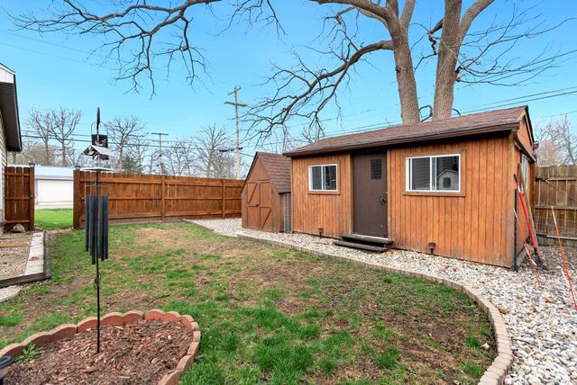 2403 Kenwood Avenue, Fort Wayne, IN 46805