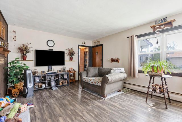 2403 Kenwood Avenue, Fort Wayne, IN 46805