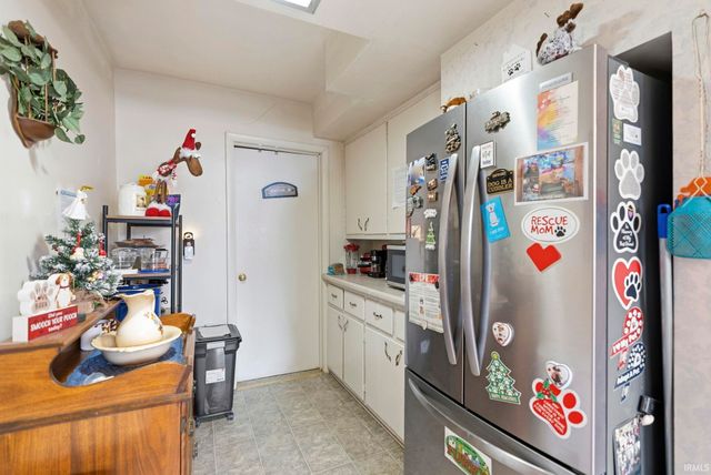 2403 Kenwood Avenue, Fort Wayne, IN 46805