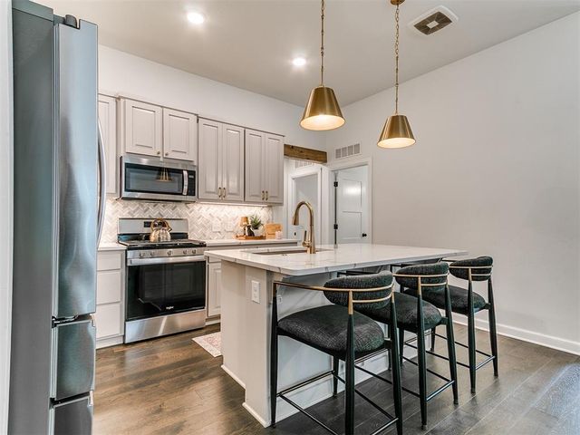 3809 NW 176th Street, Edmond, OK 73012