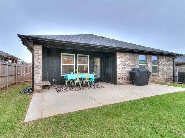 3809 NW 176th Street, Edmond, OK 73012