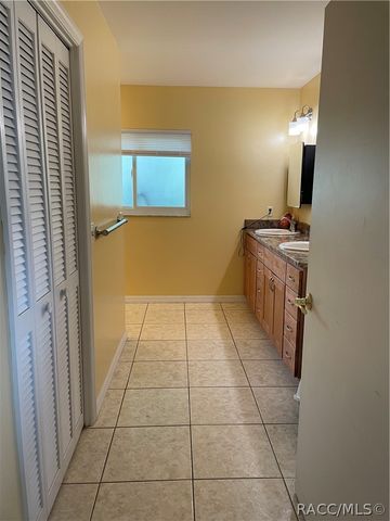 7533 E Applewood Drive, Inverness, FL 34450