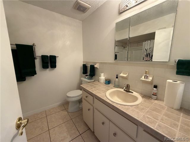 7533 E Applewood Drive, Inverness, FL 34450