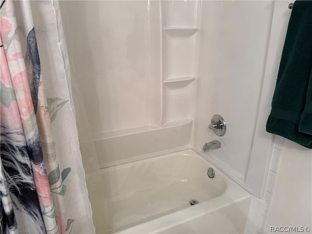 7533 E Applewood Drive, Inverness, FL 34450