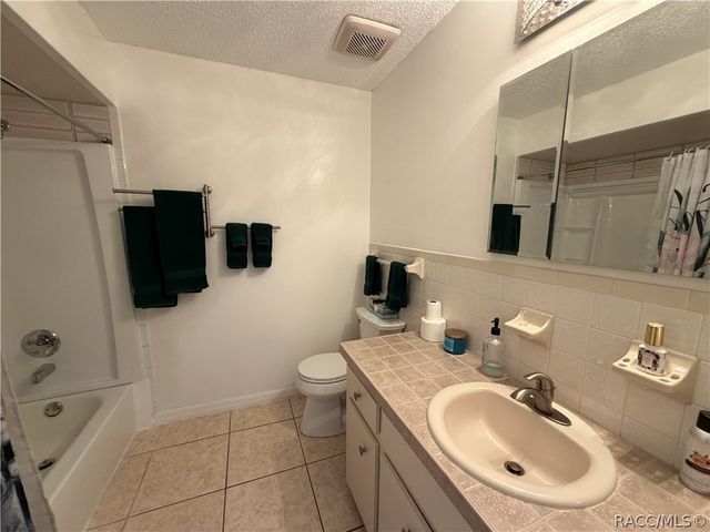 7533 E Applewood Drive, Inverness, FL 34450