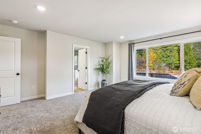 2028 NE Norseman Way, Poulsbo, WA 98370